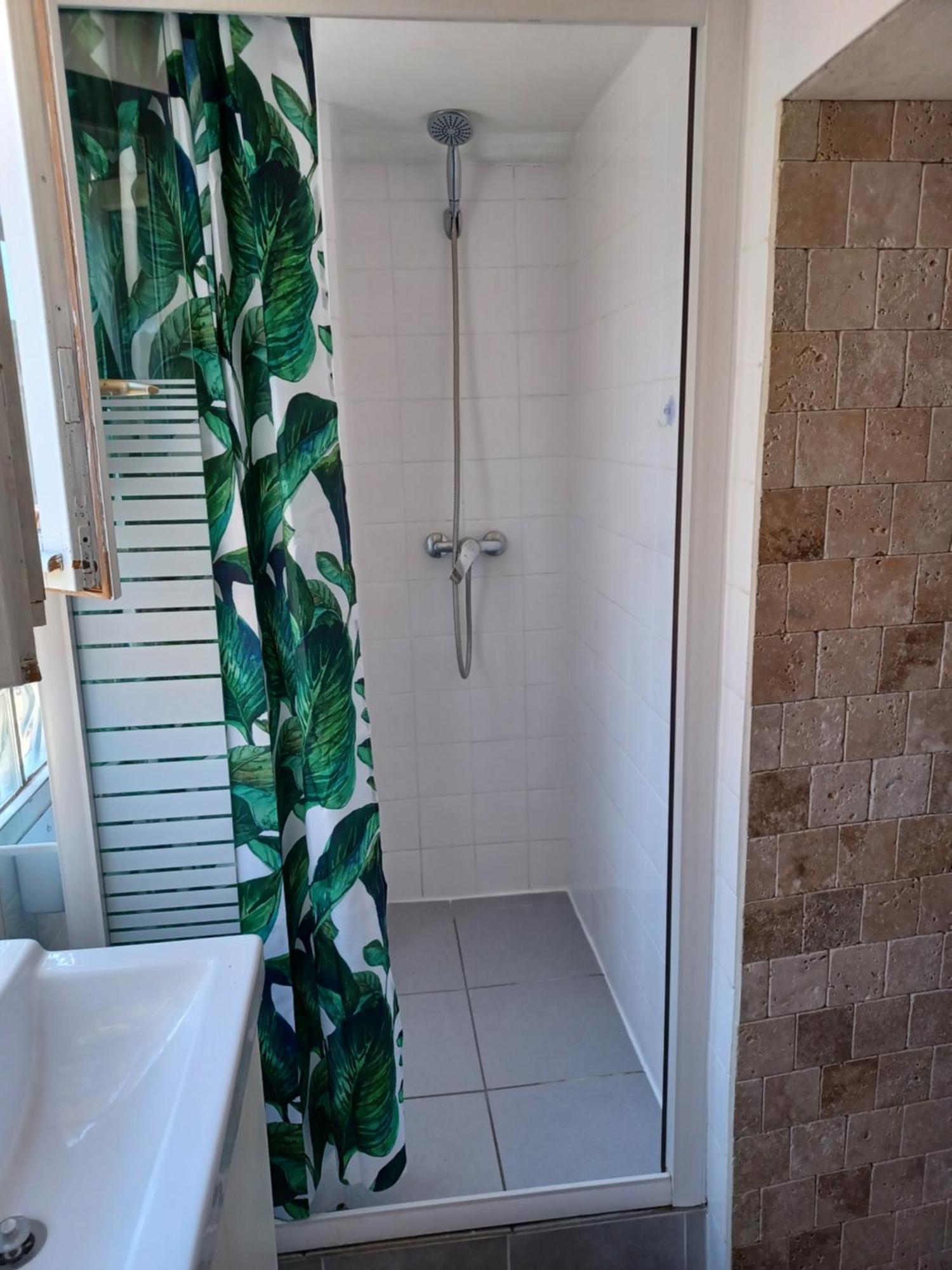 Apartment St Remy-les-chevreuse 5 Min Walk Rer B Saint-Remy-les-Chevreuse